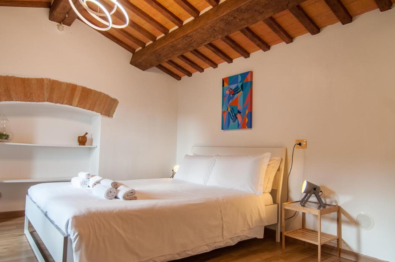 Umbrian Concierge - La Casa Dei Pellari Hotel Perugia Luaran gambar