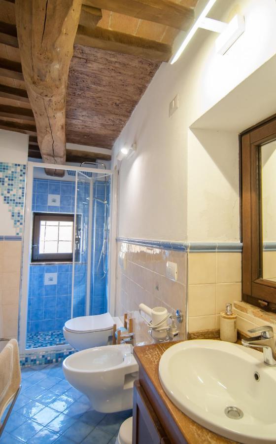 Umbrian Concierge - La Casa Dei Pellari Hotel Perugia Luaran gambar